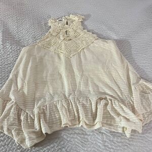 New Crochet neck racer back top circle cutout on front